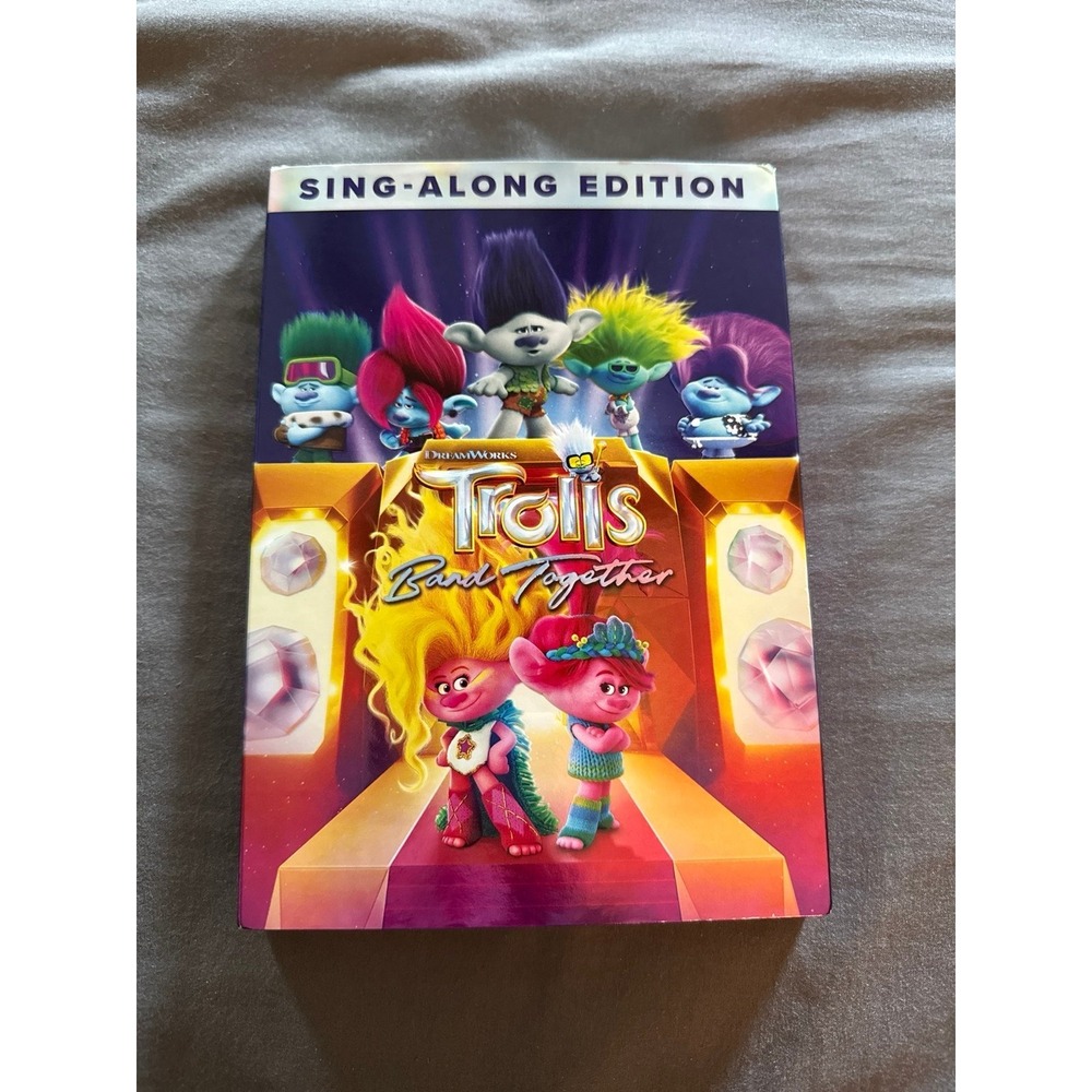 NWT Trolls Band Together Sing Along Edition
